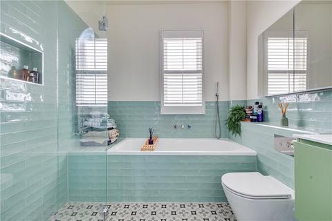 4 bedroom terraced house for sale, Elborough Street, London, SW18