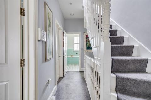 4 bedroom terraced house for sale, Elborough Street, London, SW18
