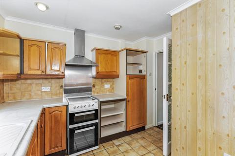 2 bedroom bungalow for sale, Marshalls Road, Raunds, NN9