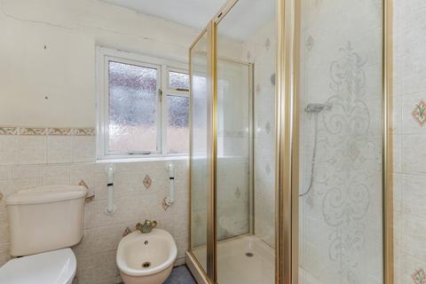 2 bedroom bungalow for sale, Marshalls Road, Raunds, NN9