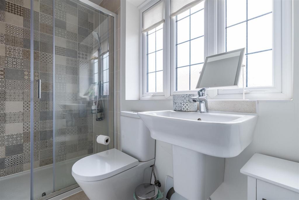 ENSUITE .jpg