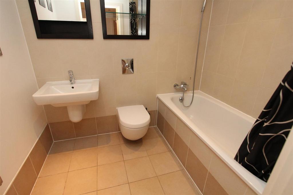 Bathroom.JPG