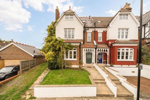 Onslow Gardens, London N10