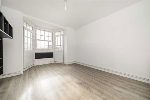 3 bedroom flat for sale, Flora Gardens, London W6