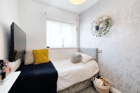 4 Ampney Close, Eccles, Manchester, M30 7NL