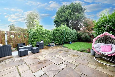 4 Ampney Close, Eccles, Manchester, M30 7NL