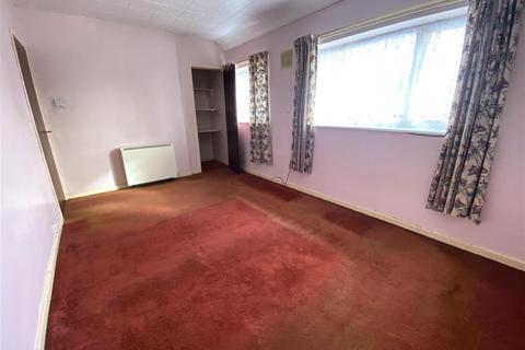 undefined, Euston Close, Hull