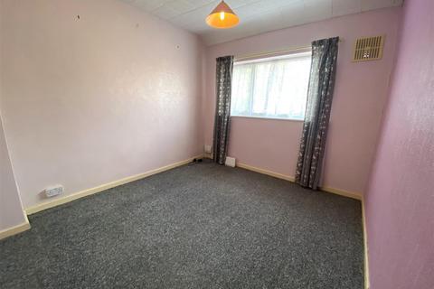 undefined, Euston Close, Hull