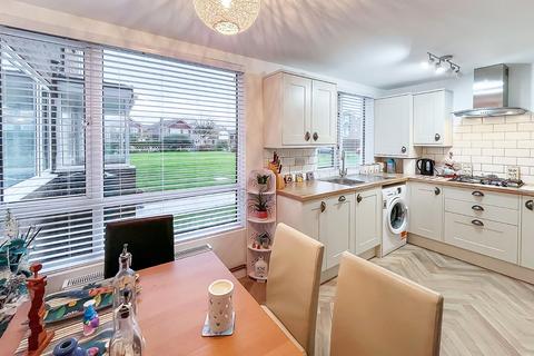 2 bedroom apartment for sale, Rackham Road, Rustington, Littlehampton, West Sussex
