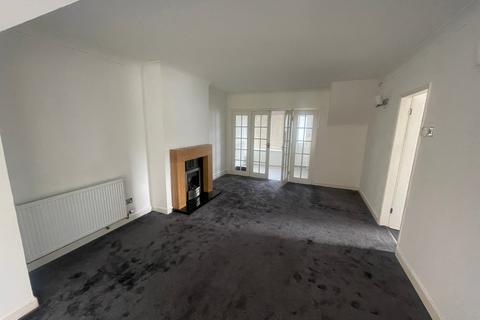 3 bedroom semi-detached house to rent, Linden Avenue, Great Barr, Birmingham, B43
