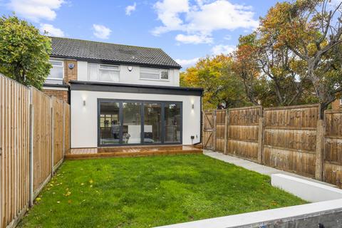 3 bedroom semi-detached house for sale, Fir Park, Essex CM19