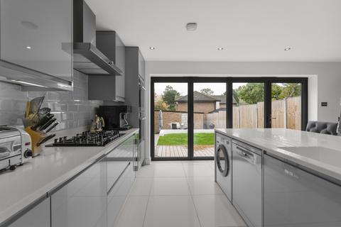 3 bedroom semi-detached house for sale, Fir Park, Essex CM19