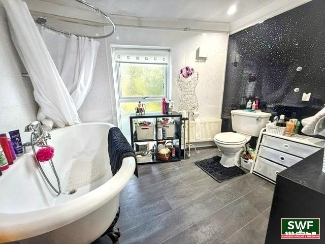 Bathroom Vs.jpg