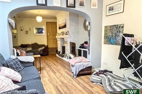 4 bedroom terraced house for sale, Chequer Street, Wolverhampton