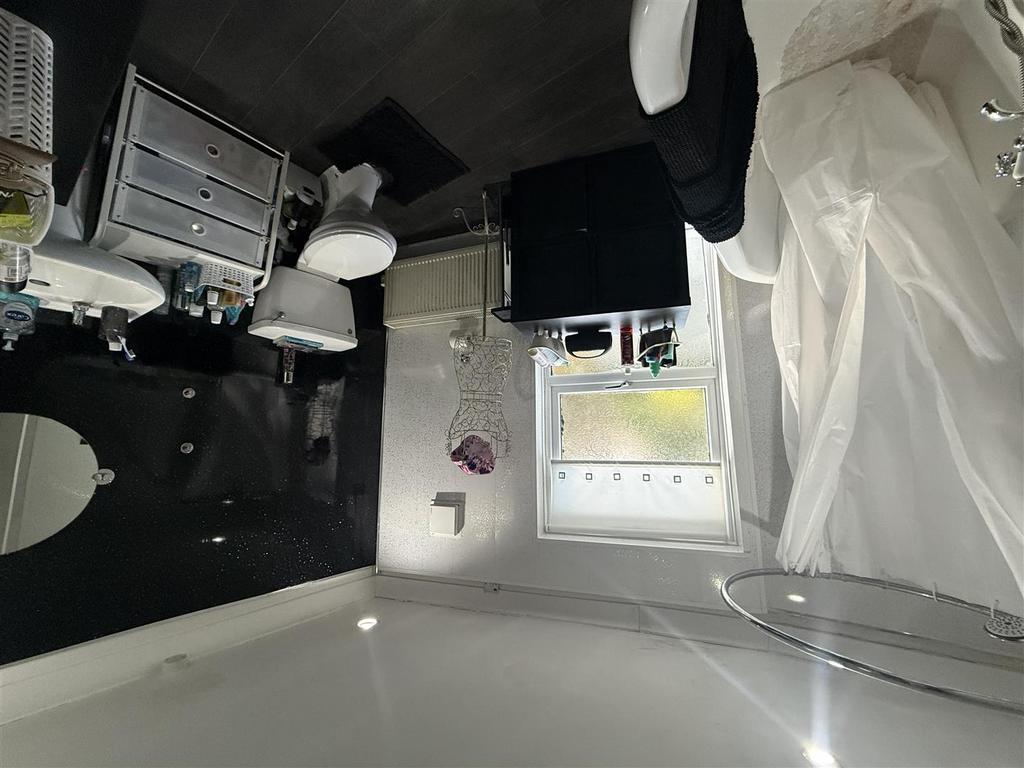 Bathroom.jpeg
