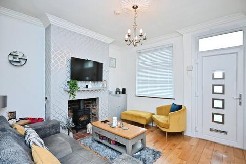 3 bedroom terraced house for sale, Handley Street, Aylestone, Leicester