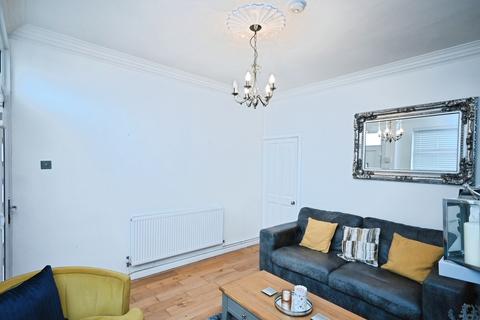 3 bedroom terraced house for sale, Handley Street, Aylestone, Leicester