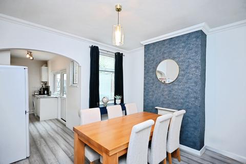3 bedroom terraced house for sale, Handley Street, Aylestone, Leicester