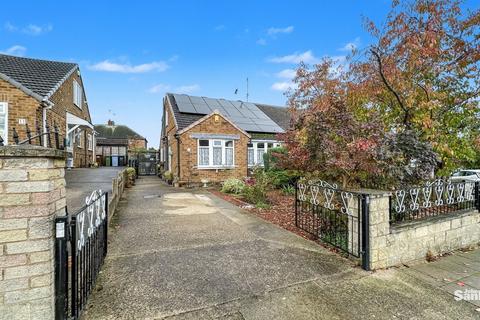 4 bedroom semi-detached bungalow for sale, Wheatfield Crescent, Mansfield Woodhouse, NG19