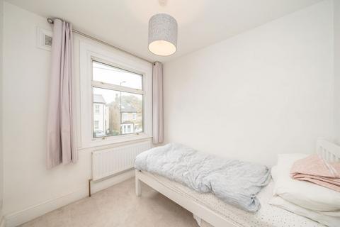 9 Hounslow Road, Twickenham, TW2 7BZ