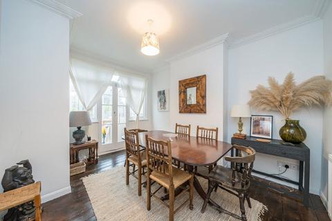 3 bedroom end of terrace house for sale, Hounslow Road, Whitton TW2
