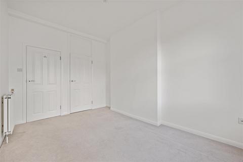 2 bedroom flat for sale, Poole Road, Bournemouth