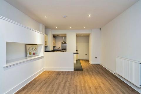 2 bedroom flat to rent, Rothesay Place, West End, Edinburgh