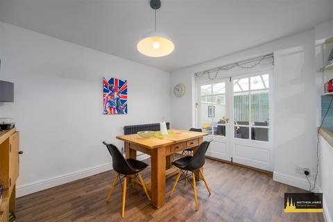 3 bedroom terraced house for sale, Whoberley Avenue, Coventry * EXTENDED TO THE REAR / TWO BATHROOMS *