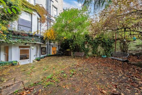 2 bedroom apartment for sale, Abbey Road, St John's Wood, London, NW8