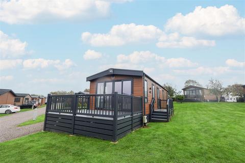 2 bedroom park home for sale, Sutton Road, Thirsk
