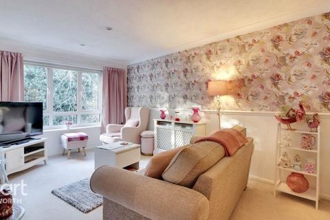 undefined, Ashdene Gardens, Kenilworth