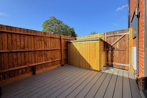 1 bedroom apartment for sale, Farncombe Street, Farncombe