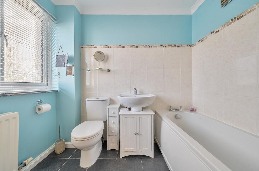 1372975-13-6900bd...