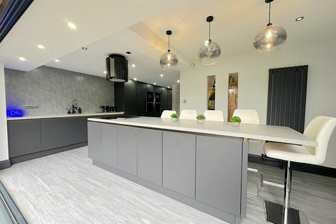 3 bedroom detached house for sale, Cannock Road, Cannock WS12