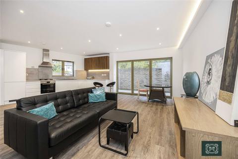 3 bedroom house for sale, North Circular Road, Palmers Road, N13