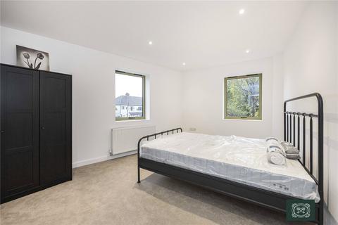 3 bedroom house for sale, North Circular Road, Palmers Road, N13