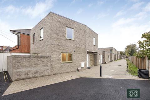 2 bedroom house for sale, North Circular Road, Palmers Road, N13