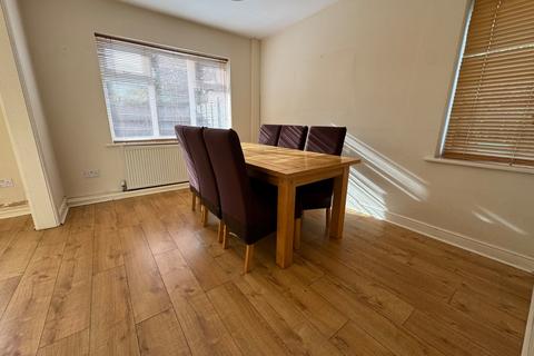 4 bedroom house to rent, Bathley Street, Nottingham, Nottinghamshire, NG2