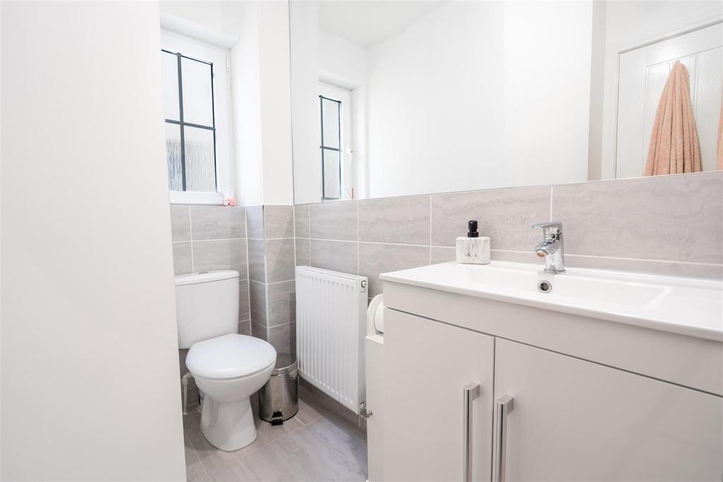 Ensuite.jpg