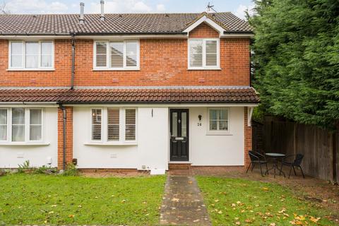 undefined, Staffords Place, Horley RH6