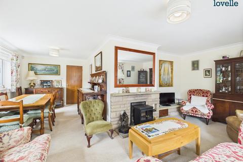 2 bedroom detached bungalow for sale, Grimsby Road, Binbrook, LN8