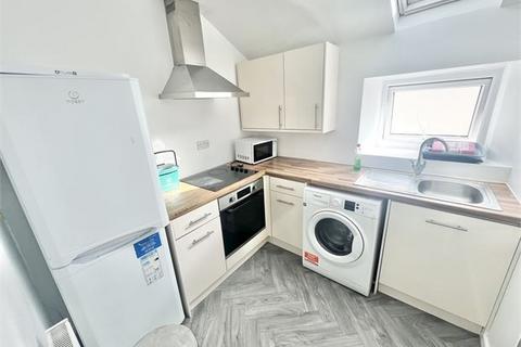 2 bedroom house share to rent, Uplands Crescent, Uplands, Swansea,