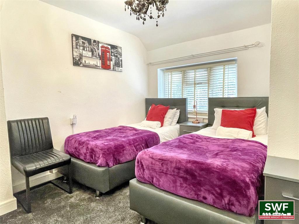 Bedroom2.jpg