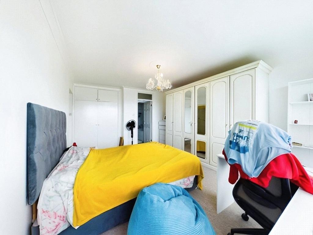 Double Bedroom