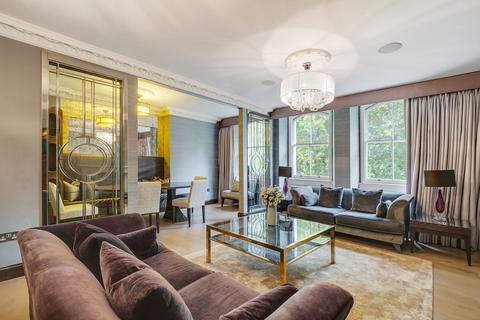 3 bedroom flat to rent, Rutland Gate, London SW7