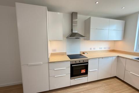 2 bedroom property to rent, Andrew Cairns Drive, Littlehampton, BN17