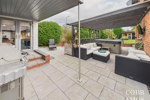 3 bedroom detached bungalow for sale, Holmer, Hereford