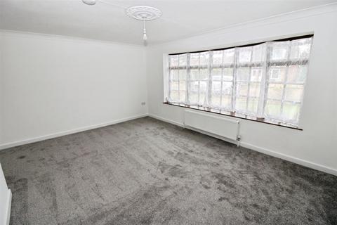 3 bedroom detached bungalow for sale, Norrison Avenue, Hull