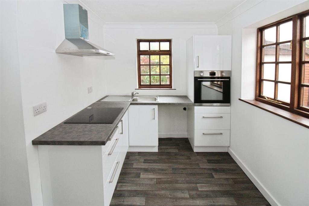 Fitted Kitchen