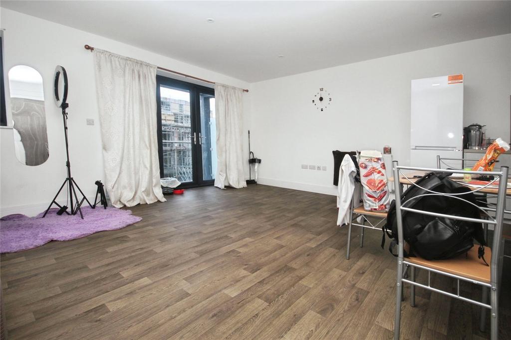 Kitchen/ Reception